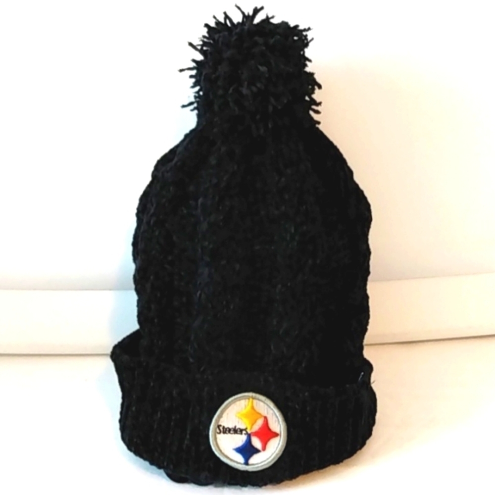NFL PITTSBURGH STEELERS WOMEN'S BLACK COLD WEATHER HAT POMPOM BEANIE SZ OS NWOT